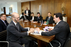 Governador Carlos Massa Ratinho Junior recebe o embaixador da Finlândia, Jouko Leinonen. Curitiba,01/10/2019 Foto:Jaelson Lucas / AEN