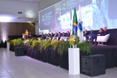 O Instituto das Águas do Paraná, vinculado à Secretaria de Estado de Desenvolvimento Sustentável e do Turismo, junto com o Fórum Nacional de Comitês de Bacia Hidrográfica, promove nesta semana (21 a 25) o 21º Encontro Nacional dos Comitês de Bacias Hidrográficas (Encob). No primeiro dia de evento, em Foz do Iguaçu, cerca de 1,3 mil pessoas se credenciaram para participar dos debates e exposições.Foto: Divulgação/SEDEST