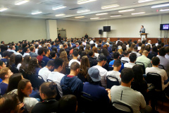 A Portos do Paraná enviou nesta quarta-feira (23) 43 funcionários para participar do 3° Seminário de Cabotagem e Intermodalidade - Logística e Infraestrutura, organizado pelo Instituto de Diplomacia Empresarial e Marketing de Cidades (Idem). São 250 pessoas no evento que acontece durante todo o dia em Paranaguá.Foto: Pierpaolo Nota/ Portos do Paraná 