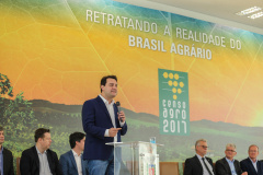 O governador Carlos Massa Ratinho Junior e a presidente do IBGE (Instituto Brasileiro de Geografia e Estatística), Susana Cordeiro Guerra, divulgam nesta sexta-feira (25), no Palácio Iguaçu, os números do Censo Agropecuário 2017.  Curitiba, 25/10/2019 - Foto: Geraldo Bubniak/AEN