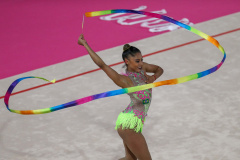 Bárbara Domingos – Conquistou sua primeira medalha em Pan-Americanos, prata no individual por aparelhos, no evento que aconteceu em Lima, no Peru. A curitibana é uma das maiores medalhistas dos Jogos Escolares da Juventude (organizado pelo COB), onde soma 20 pódios em seis participações representando o Paraná.Foto: Abelardo Mendes Jr/ rededoesporte.gov.br