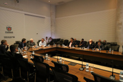 A modernização da malha rodoviária paranaense e as novas concessões de rodovias foram temas de um encontro realizado nesta segunda-feira (11), no Palácio Iguaçu, entre representantes do Governo do Estado e parlamentares da bancada federal paranaense em Brasília