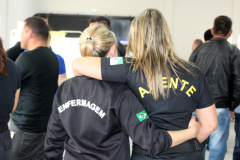 Servidores do Depen-PR de todo o Estado participam da 4ª Semana de Saúde do Trabalhador do Sistema Penitenciário. Com exames preventivos, palestras e bate-papos sobre a importância do cuidado com a saúde, o evento acontece até esta quarta-feira (13), Dia do Agente Penitenciário. As atividades foram abertas nesta terça (12), no Centro de Integração Social (CIS), em Piraquara. Foto: Divulgação/SESP