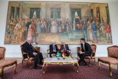 O vice governador Darci Piana recebe nesta terça-feira (3), o embaixador da Alemanha no Brasil, Georg Witschel no Palácio Iguaçu.   Curitiba, 03/12/2019 -  Foto: Geraldo Bubniak/AEN