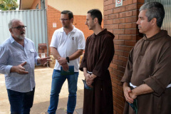 Representantes da Superintendência Geral de Diálogo e Interação Social (Sudis) visitaram nesta terça-feira (3), em Maringá, entidades carentes com o objetivo de fortalecer e atender as demandas de todos os setores da sociedade, principalmente dos mais necessitatos. Foto: Nelson/SUDIS