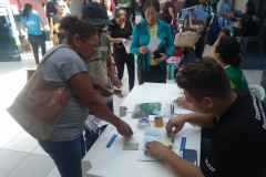 A feira de serviços Paraná Cidadão registrou cerca de 13 mil atendimentos em Cascavel. A ação ofereceu mais de 30 serviços, entre eles a emissão da carteira de identidade, carteira de trabalho e CPF. Foto: SEJUF