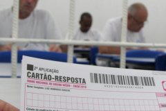 As provas do Exame Nacional do Ensino Médio Para Privados de Liberdade (Enem-PPL) foram aplicadas nesta terça e quarta-feira (11 e 12), em 28 unidades prisionais de todas as regiões do Estado. Foto: Depen