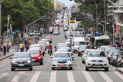 Como parte de seu programa de modernização, a partir de 2020, a Receita Estadual do Paraná deixará de enviar para o endereço dos contribuintes a notificação de lançamento e a guia para pagamento do Imposto sobre Propriedade de Veículos Automotores (IPVA). Com isso, a Secretaria de Estado da Fazenda vai economizar cerca de R$ 8 milhões com os gastos de impressão e envio das correspondências. Foto: José Fernando Ogura/AEN