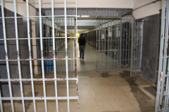 Detentos que têm direito ao benefício estão custodiados em unidades da região de Londrina, Ponta Grossa, Maringá e Curitiba e são do regime semiaberto. As saídas começaram na última quinta-feira (19/12). Foto: Depen