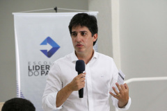 O evento, promovido pela Escola de Liderança do Paraná, reuniu mais de 160 pessoas, entre prefeitos, secretários municipais, vereadores e representantes de diversas entidades e associações, na Associação Comercial e Empresarial de Goioerê.
Foto: SEPL