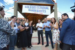 Governador Carlos Massa Ratinho Junior entrega a nova sede do Colégio Estadual Bandeirantes, em Campina Grande do Sul e libera recursos para pavimentação de ruas  da cidade  -  Campina Grande do Sul, 13/02/2020  -  Foto: José Fernando Ogura/AEN 