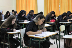 Acontece nessa terça-feira (18) a primeira edição da Prova Paraná 2020. A prova será aplicada para estudantes de toda a rede estadual e de 398 redes municipais de ensino. Participam alunos do 5º ano do Ensino Fundamental (municipal), do 6º ao 9º ano do Ensino Fundamental (estadual), do 1º ao 3º ano do Ensino Médio, além das modalidades Educação para Jovens e Adultos (EJA ) e Médio Integrado.  -  Foto: Arquivo AEN