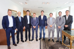 O governador Carlos Massa Ratinho Junior, recebeu em seu gabinete, Efrain Pereira da Cruz, diretor da ANEEL; Daniel Slaviero, presidente da Copel; entre outros.
Curitiba, 20-02-20.
Foto: Arnaldo Alves / AEN.