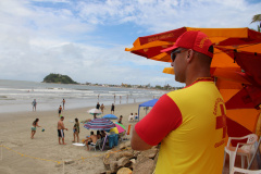 Bombeiros registram zero mortes por afogamento no Carnaval   -  Foto: PMPR