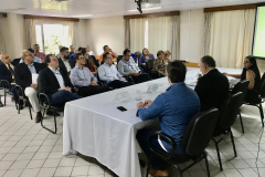 O Conselho Paranaense de Turismo (Cepatur) realizou nesta quarta feira (04), a sua 79° reunião ordinária. O secretário do Desenvolvimento Sustentável e do turismo, Márcio Nunes, presidente do Conselho, enfatizou a importância do órgão e falou sobre as ações que estão acontecendo no Paraná.Foto:SEDEST