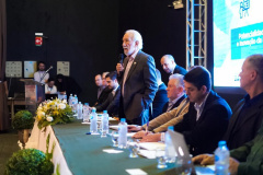 O vice-governador Darci Piana e o chefe da Casa Civil do Governo do Estado, Guto Silva, participaram na última quinta-feira (05) de uma audiência pública em São Mateus do Sul para ouvir as demandas e debater com lideranças locais alternativas de desenvolvimento para as regiões Sudeste e Centro-Sul do Paraná.Foto:AEN