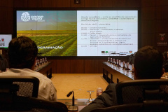 Estudantes universitários e do ensino técnico agrícola já podem se inscrever para o Pense Agro, hackaton da Escola Agrícola 4.0. O evento, promovido pelo Governo do Estado e pela Federação dos Trabalhadores Rurais Agricultores Familiares do Estado do Paraná (Fetaep), busca fomentar o ecossistema de inovação do Estado, em especial na área da agricultura. Foto: Guilherme Flores/Casa Civil