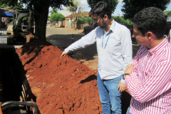  Gorzoni e Amado vistoriam obras da Sanepar em Ourizona. Foto: Sanepar