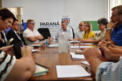 Equipe técnica da Secretaria de Estado da Saúde e médicos de diversos órgãos, instituições de ensino e hospitalares, produziram uma série de recomendações para o enfrentamento da pandemia pelo coronavírus. A reunião teve como proposta a elaboração de documento complementar e detalhado sobre estratégias e ações para os cenários possíveis na evolução e crescimento de casos da Covid-19 no Paraná. Foto:SESA