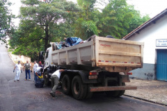 Soldados do Exército, militares estaduais, coordenadores municipais da Defesa Civil do Paraná, radioamadores voluntários e agentes de saúde municipais realizam uma grande ação de combate à dengue em 17 cidades do Estado. Foto: Defesa Civil