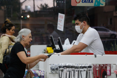 Veja recomendações que devem ser adotadas pelos estabelecimentos essenciais. Foto: Gilson Abreu/AEN