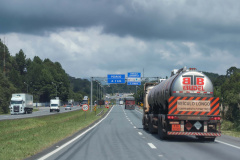 Governo do Paraná reforça cuidados e apoio aos caminhoneiros .
