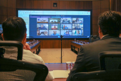 O Governador Carlos Massa Ratinho Junior em reunião por videoconferência neste sábado (28/03),   com prefeitos e secretarios de Estado para alinhamento das ações no combate a pandemia do novo coronavírus.  Curitiba, 28/03/2020 - Foto: Geraldo Bubniak/AEN