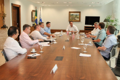 O governador Carlos Massa Ratinho Junior determinou nesta quinta-feira (02/04) a agilidade na conclusão de três hospitais regionais como forma de ampliar a força-tarefa do Estado no enfrentamento ao coronavírus. Previstas inicialmente para serem concluídas em dezembro, as obras dos complexos de Telêmaco Borba (Campos Gerais), Guarapuava (Centro) e Ivaiporã (Vale do Ivaí) serão antecipadas pela Secretaria de Estado da Saúde. 
 Foto: Ari Dias/AEN
