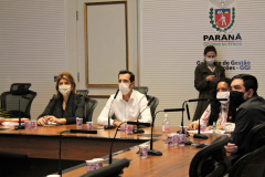 Secretário anuncia aulas não presenciais para os alunos da rede municipal do Paraná. Foto:SEED