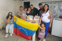 Governo distribui cestas básicas no Dia Mundial do Refugiado. Foto:SEJUF