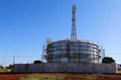 Obras de implantação de mais um reservatório de água para Cascavel e  terá capacidade para armazenar 2 milhões de litros de água e vai beneficiar diretamente aos moradores na região Norte da cidade. Com esse empreendimento, a Sanepar amplia em 200% a capacidade de reservação dos bairros que integram a região.Foto: Geraldo Bubniak/AEN