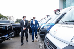 O Governo do Estado modernizou a frota do Departamento Penitenciário do Paraná (Depen-PR). O governador Carlos Massa Ratinho Júnior entregou nesta quarta-feira (29), no Palácio Iguaçu, 30 veículos que reforçarão logística do órgão. O investimento é de R$ 3,95 milhões, em recursos próprios do Estado.