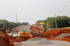 Construção de trincheira em Santa Terezinha do Itaipu.