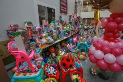 Quem ainda não fez doação de brinquedos para a campanha Paraná Piá tem até segunda-feira (5) para contribuir e ajudar a levar alegria a crianças que estão em tratamento de saúde no Estado. A arrecadação teve início no dia 9 de setembro e já contou com a participação de servidores de diversas secretarias do Estado e também de pessoas e empresas de fora do governo. Foto: Valdelino Pontes