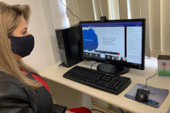 A Secretaria da Saúde do Paraná participou hoje (19) de encontro online sobre enfrentamento da Covid-19 promovido pela Unimed, dirigido a profissionais e coordenadores das 22 unidades do sistema instaladas no Estado. Foto:SESA