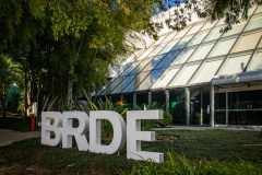 	&#8203;BRDE libera R$ 196 milhões em créditos para o comércio e serviços no Paraná. Foto: BRDDE