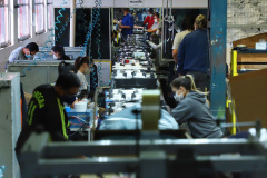 A produção industrial paranaense foi a que mais cresceu entre agosto e setembro no País, um avanço de 7,7%, de acordo com o Instituto Brasileiro de Geografia e Estatística (IBGE).  Foto: José Fernando Ogura/AEN
