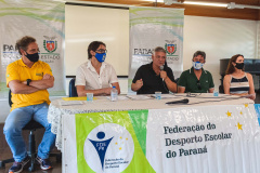 A Superintendência estadual do Esporte e a Federação do Desporto Escolar do Paraná assinaram nesta quarta-feira (25) um termo de cooperação que irá potencializar o esporte escolar do Estado.
Foto: Superintendência do Esporte