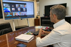 O presidente da Comec Gilson Santos realizou, na manhã desta terça-feira (01), uma reunião virtual com os novos prefeitos e prefeitas eleitos na Região Metropolitana de Curitiba