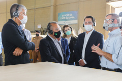 O governador Carlos Massa Ratinho Junior e o Ministro do Desenvolvimento Regional, Rogério Marinho  visitam nesta quinta-feira (1), em Araucaria a  TecVerde empresa da área de Construção Civil que executa edificações em Wood Frame.Araucaria, 10/12/2020 - Foto: Geraldo Bubniak/AEN