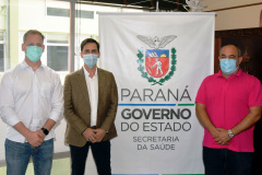 O consócio é responsável pela captação de recursos e aquisição de 162 componentes da Farmácia do Estado, atendendo 398 municípios que totalizam mais de 9 milhões de habitantes. Pontualidade no pagamento das parcelas possibilitou manter a regularidade do abastecimento junto às Regionais de Saúde e aos municípios.
Foto: SESA 