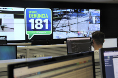 O programa Disque Denúncia 181, da Secretaria de Estado da Segurança Pública do Paraná (Sesp), recebeu mais de 50,6 mil denúncias anônimas no ano de 2020 em todo o estado.  -  Curitiba, 04/02/2021  -  Foto: Divulgação SESP