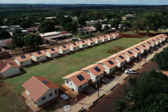 Famílias de Foz do Iguaçu recebem as chaves da casa própria. Foto: Cohapar