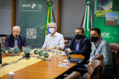 Na tarde desta segunda-feira (08), o Banco Regional de Desenvolvimento do Extremo Sul (BRDE) promoveu a final do programa BRDE LABS, programa desenvolvido em parceria com a Hotmilk, Ecossistema de Inovação da Pontifícia Universidade Católica do Paraná (PUCPR). As dez startups finalistas apresentaram seus projetos no evento online aconteceu por meio do canal oficial do BRDE no Youtube. - Curitiba, 09/02/2021  -  Foto: Rodolfo Buhrer