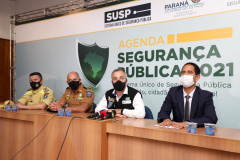 O ministro da Justiça e Segurança Pública, André Mendonça, esteve em São José dos Pinhais, na Região Metropolitana de Curitiba, para conhecer de perto algumas ações da Secretaria da Segurança Pública do Paraná na região. - Curitiba, 18/02/2021 - Foto: Divulgação SESP-PR