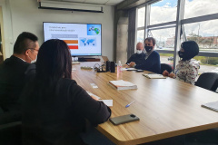 Nesta sexta-feira (12), representantes do Estado do Paraná e da empresa japonesa Sandai, especialista na produção de fertilizantes orgânicos, se reuniram para articular uma parceria de negócios, no âmbito do programa Paraná Mais Orgânico. O objetivo é implementar tecnologias de produção, comercialização e internacionalização de produtos orgânicos paranaenses.  -  Curitiba, 12/03/2021  -  Foto: Divulgação SETI