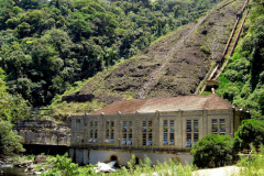 Primeira grande hidrelétrica do Paraná completa 90 anos de operação- Vista atual da Usina.  -  Foto: Divulgação Copel