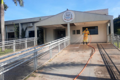 A Sanepar intensificou neste mês o trabalho de desinfecção de locais públicos na região de Paranavaí. As ações foram realizadas às sextas-feiras e sábados nas cidades de Alto Paraná, Nova Londrina, Diamante do Norte, Paranavaí, Paranacity e Cruzeiro do Sul.  -  Curitiba, 29/03/2021  -  Foto: Divulgação Sanepar