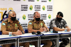 Um grupo responsável pelo tráfico de drogas na região do Vitória Régia, na Cidade Industrial de Curitiba, foi alvo da Operação Palácios da Polícia Militar nesta terça-feira (30/03). As equipes cumpriram 23 mandados de Busca e Apreensão e 12 mandados de Prisão em pontos de venda e consumo de drogas e nas residências de pessoas envolvidas com a atividade criminosa.  -  Curitiba, 30/03/2021  -  Foto: Soldado Amanda Marais