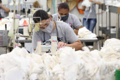 Com 41,6 mil empregos formais em fevereiro, Paraná lidera no Sul e é o 3º do País. Foto: Geraldo Bubniak/AEN